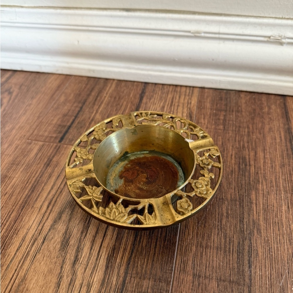 Vintage Chinese Brass Gold Ashtray Flower Cutouts Floral - Picture 1 of 6
